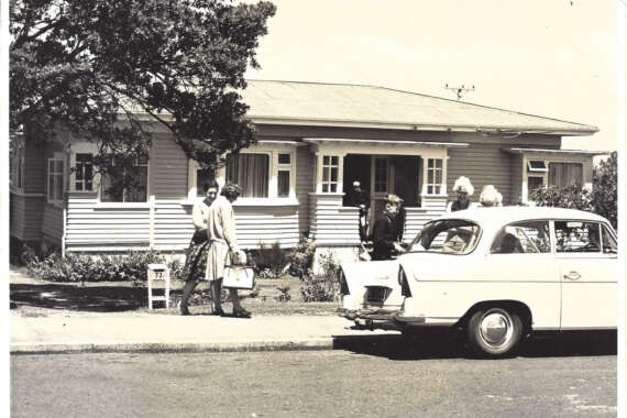 Bungalow 1960S New